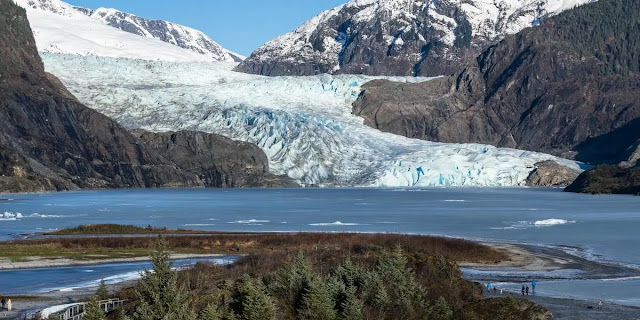 center at the glacier in Juneau, Alaska center at the glacier in Juneau, Alaska