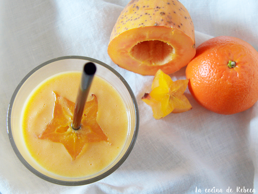 La cocina de Rebeca: Smoothie tropical de papaya, carambola y mandarina