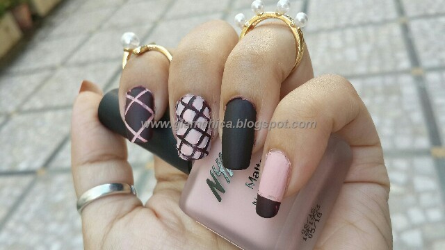 Nykaa Matte Nail Lacquer Pink Meringue & Black Cherry Pie : Review, Price & Swatches