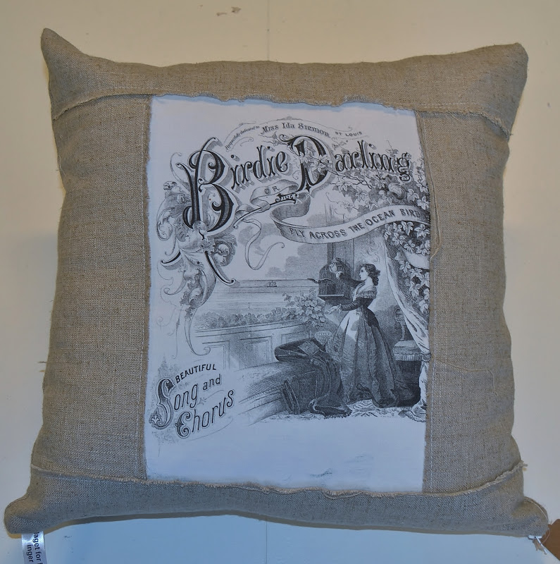 Litt a` hvert bloggshop: Nostalgiske puter fra Inger design