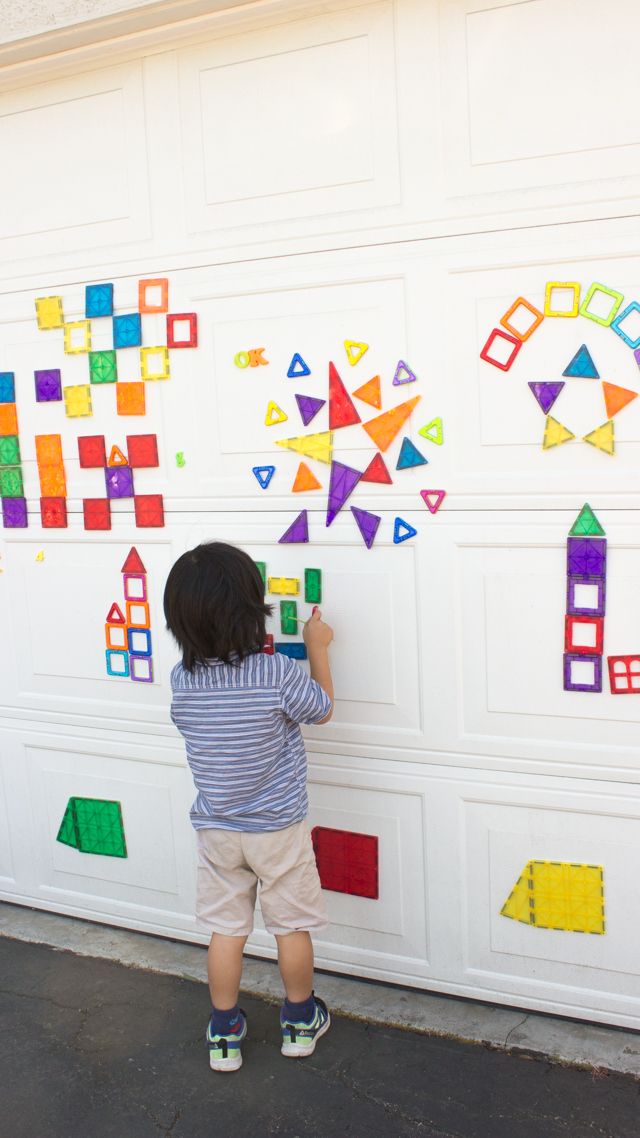 Giant Garage Murals Pink Stripey Socks