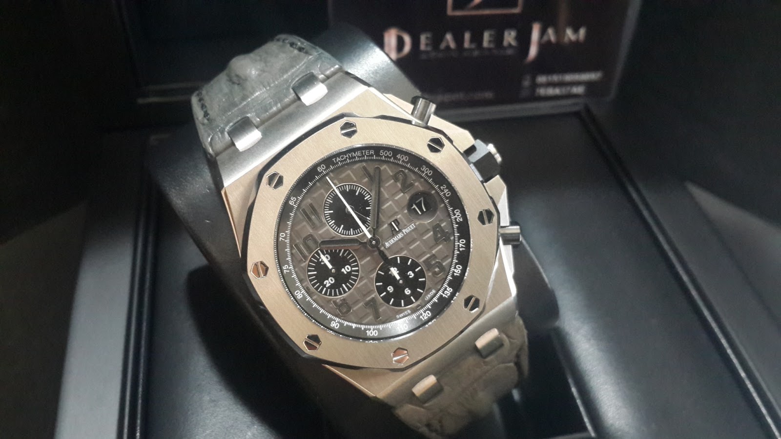 Jual Beli Jam Tangan Mewah Second Original Arloji Luxury Bekas Jamtangansecond Sold Audemars Piguet Royal Oak Offshore Chronograph Slate Grey I 2015
