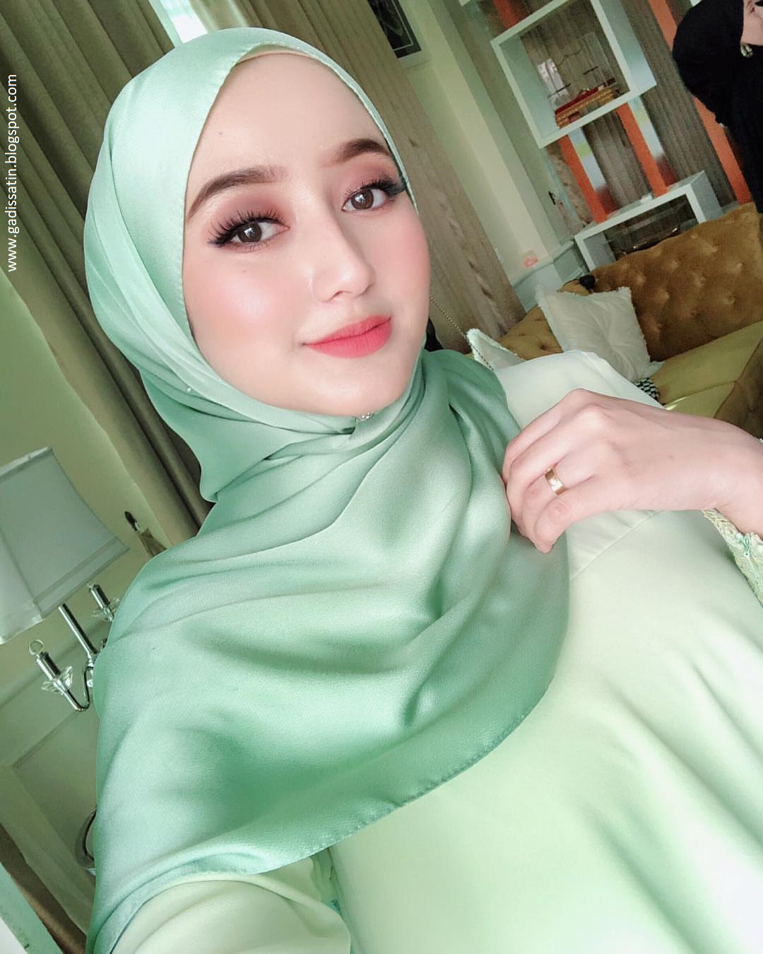 Hijab vcs. Hijab vcs. Hijab vcs. Vcs hijab terbaru. Индонезия девушки мусульманки.