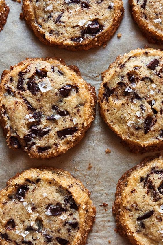 Salted Chocolate Chunk Shortbread Cookies recipespad