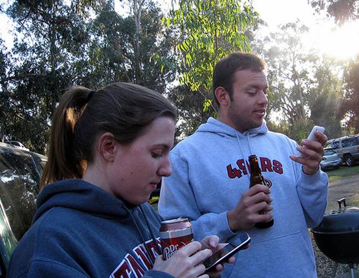 20 Photos shows how smartphones have changed our lives