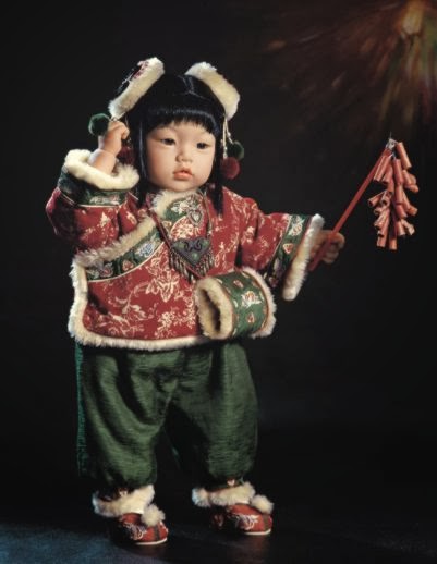 Китайские куклы мальчики. Этническая кукла. Китайские фарфоровые куклы Гуни. Куклы азиаты корё. Adora Limited Edition Doll.