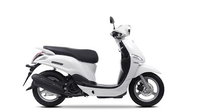 Yamaha D'elight Scooter side wallpapers Yamaha D'elight Scooter side wallpapers