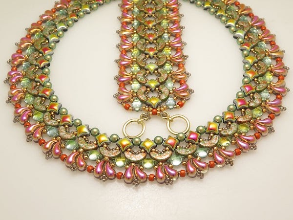 Lovely Beaded Bib Necklace and Wide Bracelet Tutorials by ...