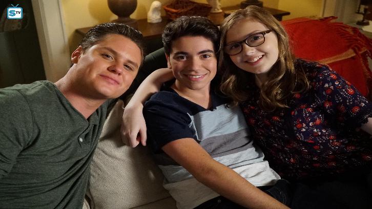 The Real O'Neals - Episode 2.02 - The Real Dates - Promotional Photos & Press Release