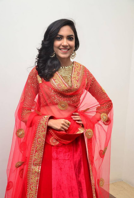 Ritu Varma Long Hair In Indian Traditional Red Dress 5