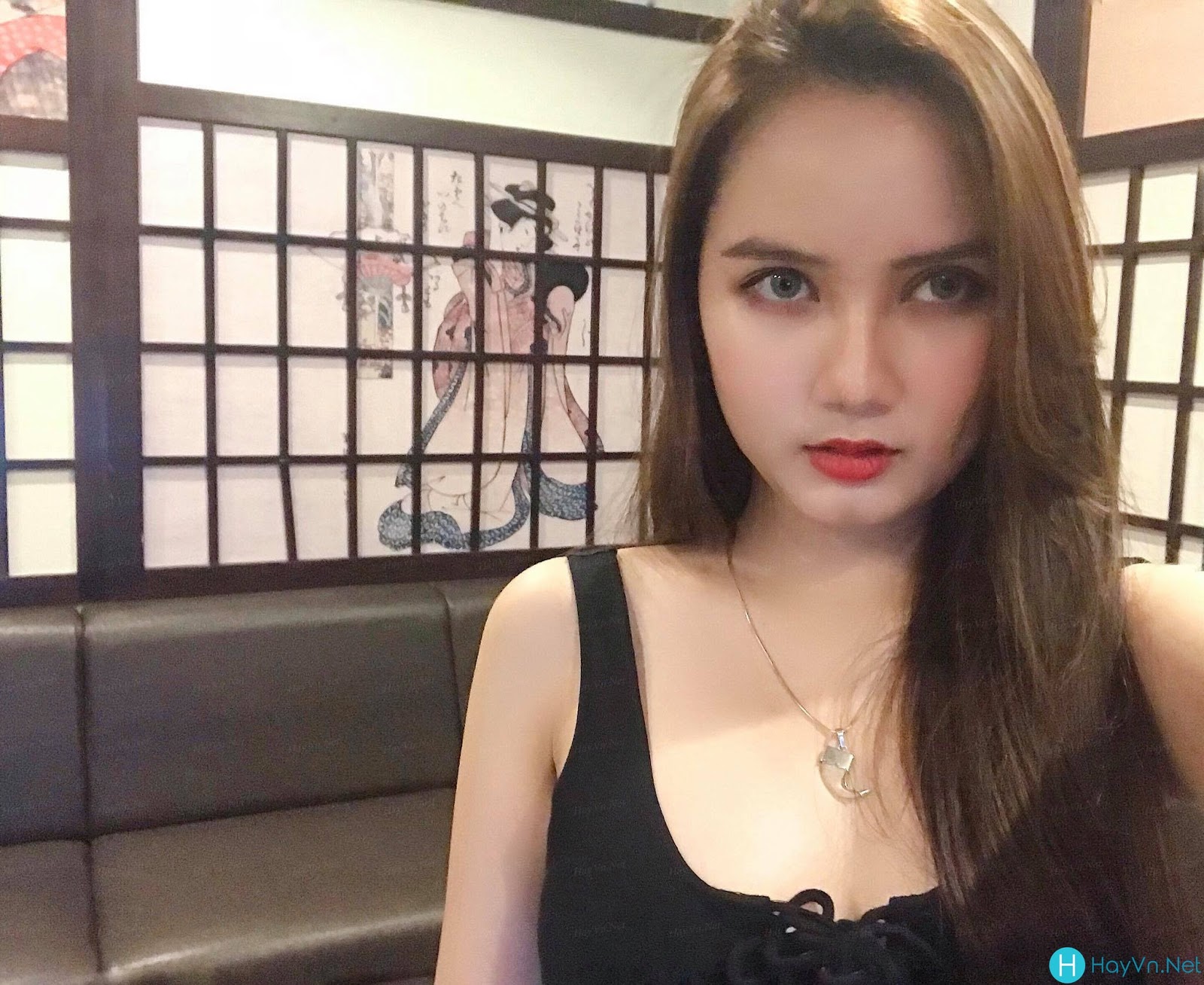 Trang Lê: Vườn hồng đã có ai cày chưa em?