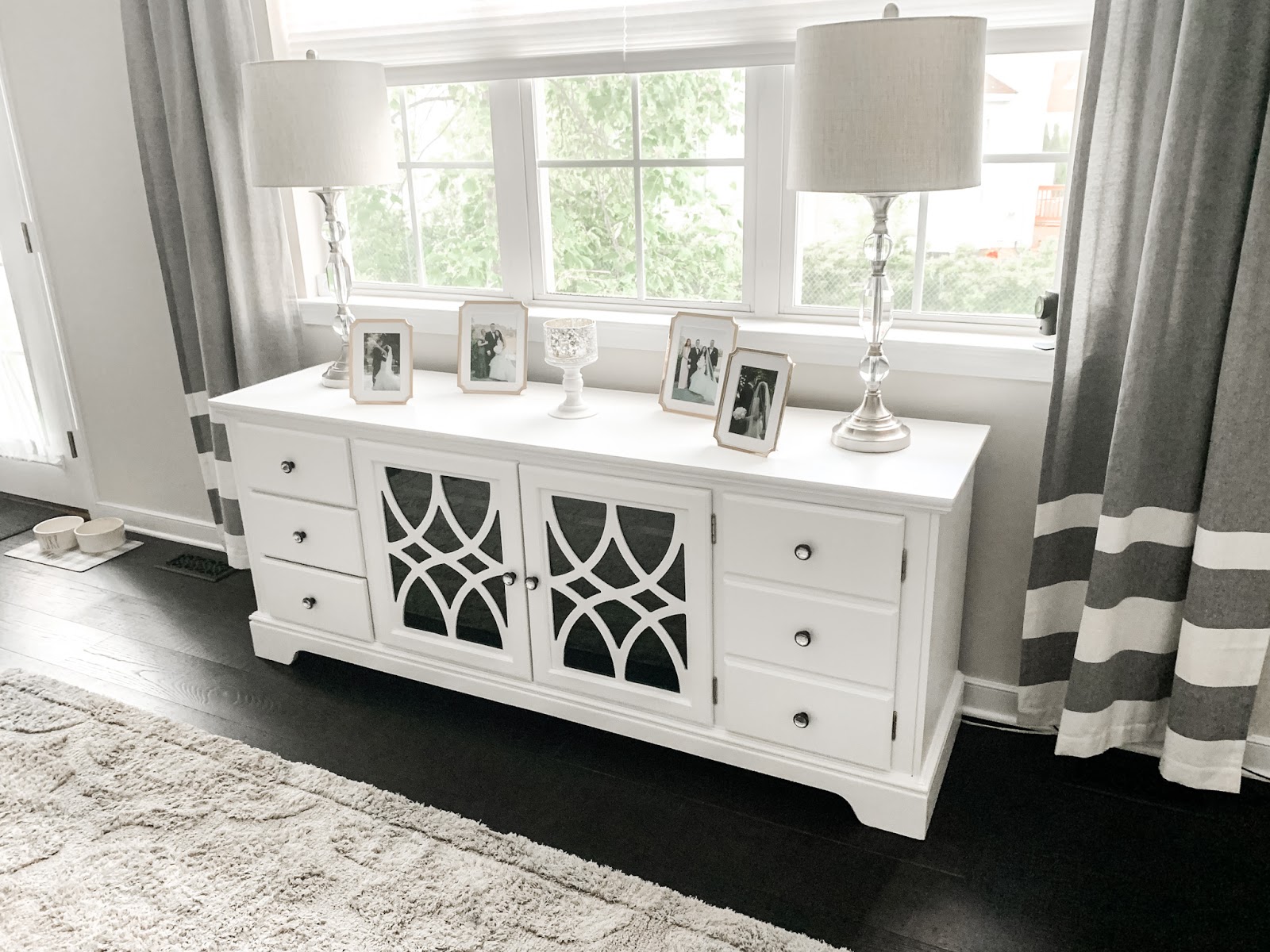 The Sassy Suburbs: Refinishing a Console Table with Beyond Paint