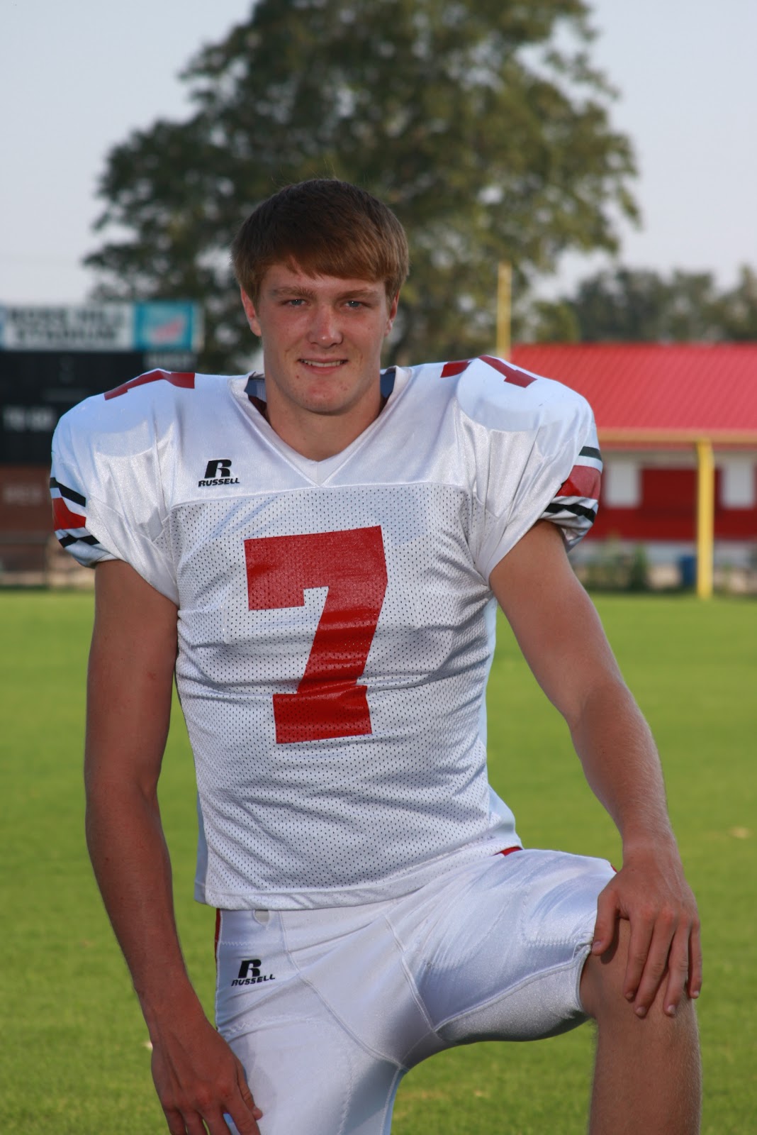 ELKMONT ALABAMA ELKMONT PLAYERS MAKE DECATUR DAILY 1A3A FOOTBALL TEAM