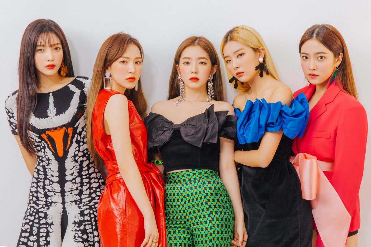 Red Velvet Hold Their 3rd Solo Concert 'La Rouge', Fans Protest With The Venue