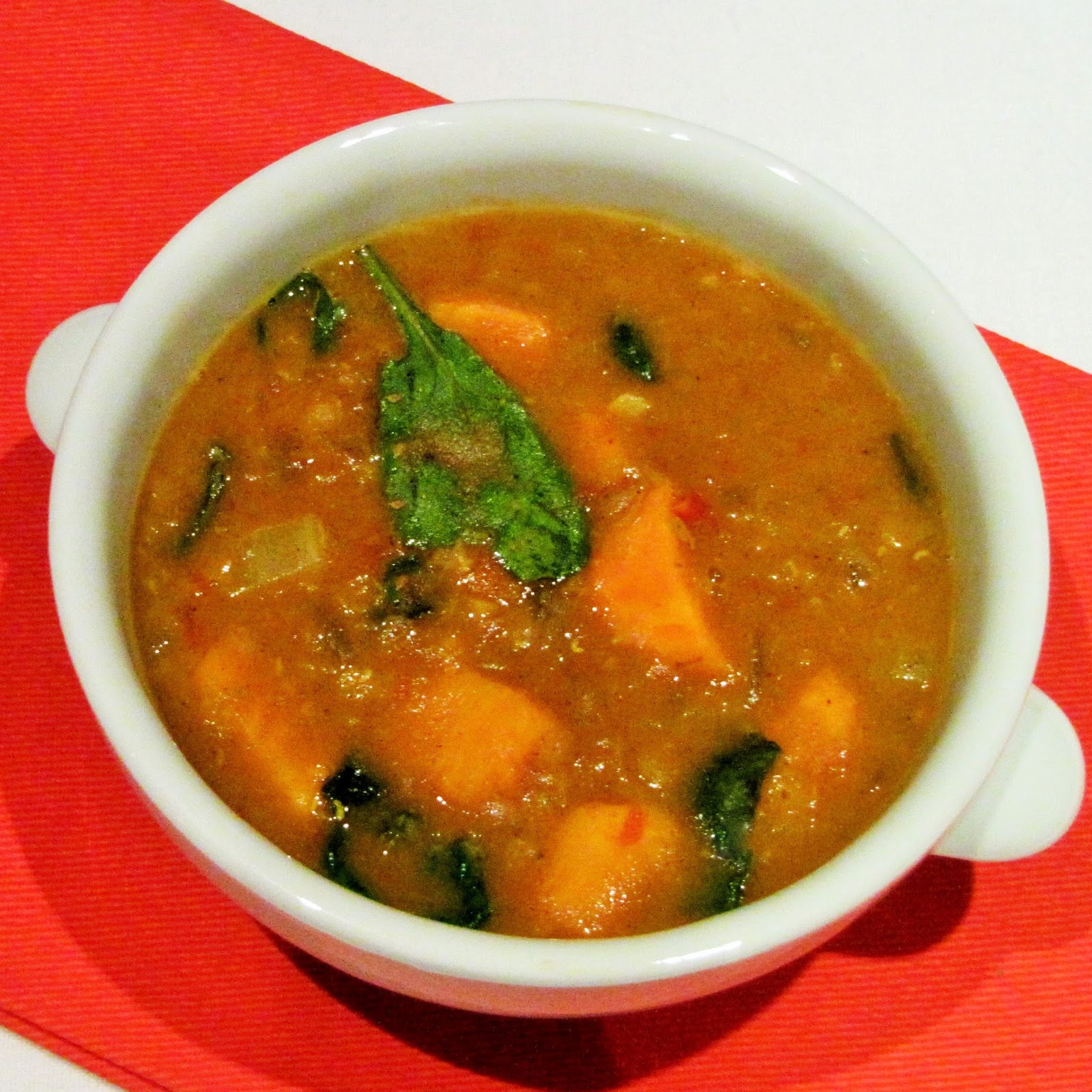 Ready Health Go CURRIED SWEET POTATO AND RED LENTIL SOUP