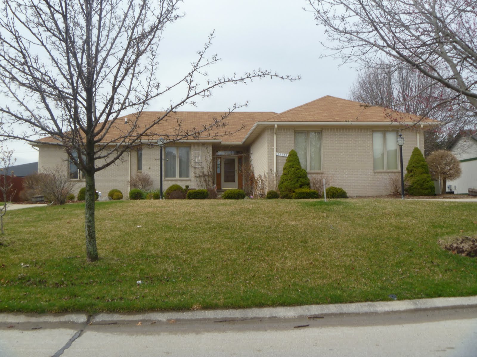 Homes for Sale in Farmington Hills MI Blog Subdivision Strathmore 48331