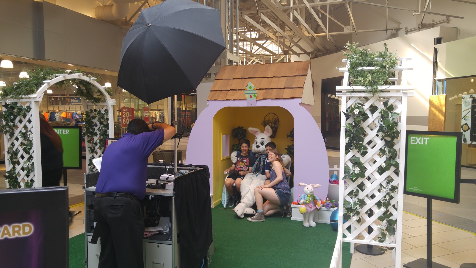 Bonggamom Finds Meet the Easter Bunny at the Great Mall of the Bay Area!