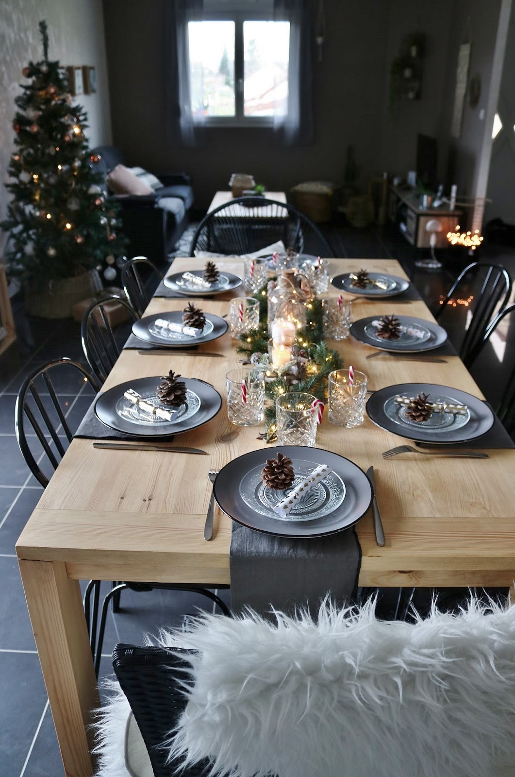 MA TABLE POUR LES FÊTES THÈME BOIS ET SAPIN - Pauline Dress - Blog Mode,  Lifestyle et Déco à Besançon