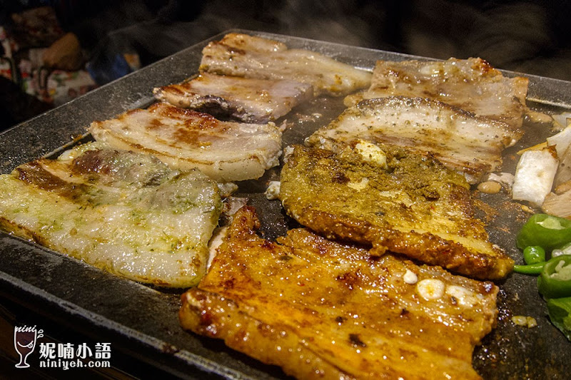 【東區美食】娘子韓食。八色豬五花韓式烤肉好生火