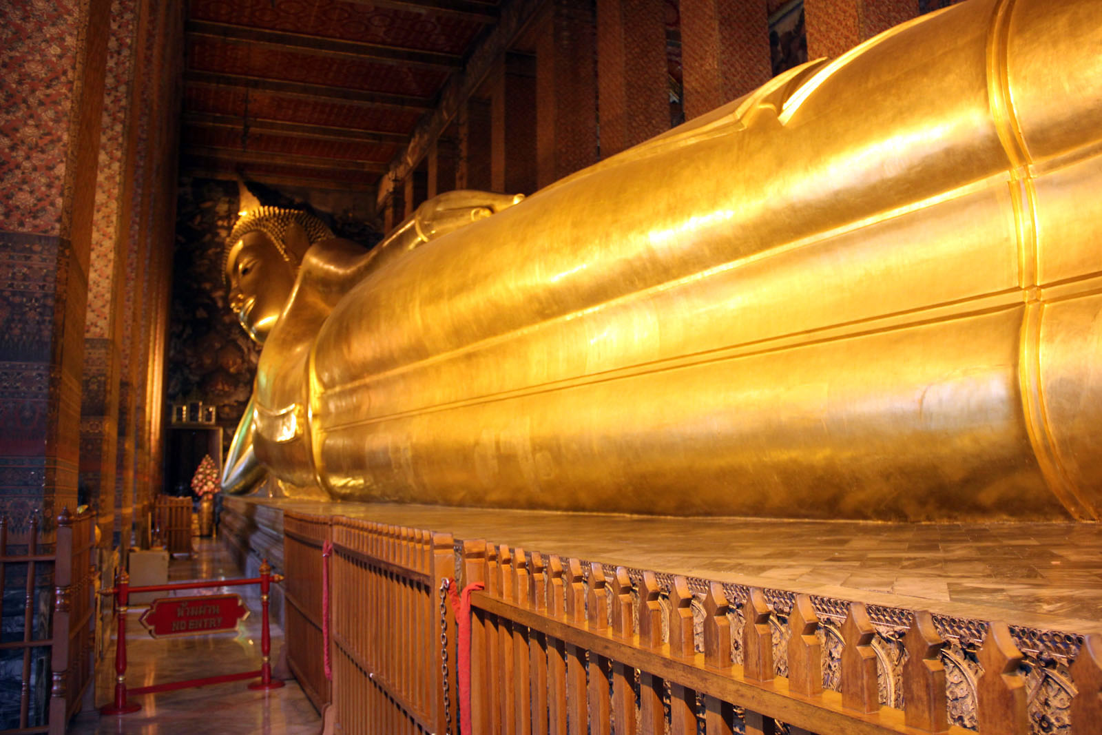 Extra muros - Page 2 Buda-reclinado-Bangkok-Tailandia