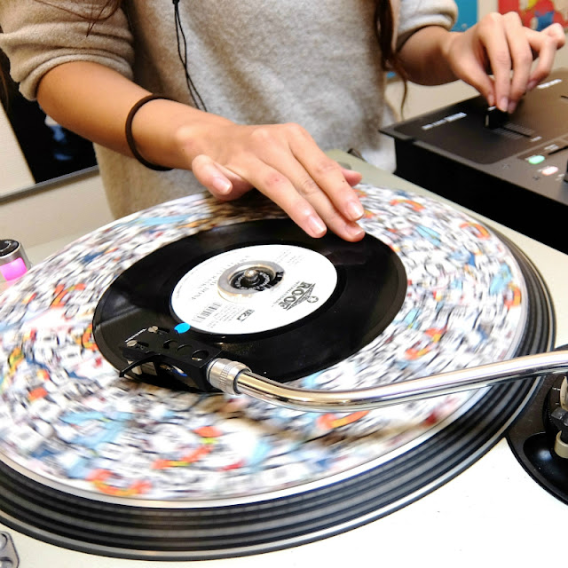 7インチレコード 使い方 個人レッスン VIBESRECORDS 7インチレコードの使い方のレッスン模様です。