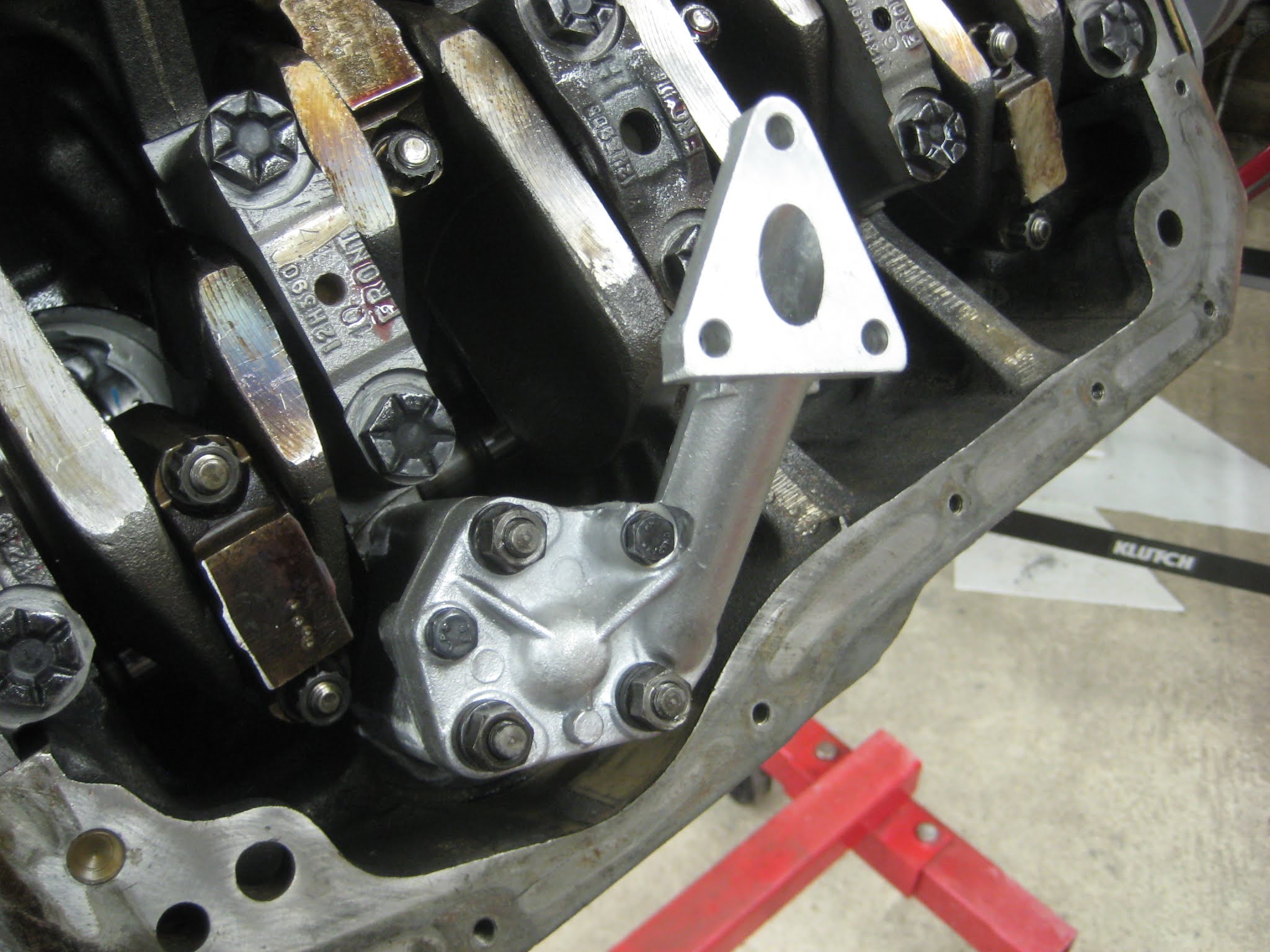 Adam's MGB Restoration Oil Pump