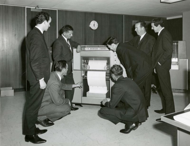 Vintage photos show the workplace and offices of the past  1970s 1980s - 53