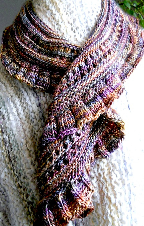 Amazing Knitting Cascading Scarf in Piedras Free Pattern