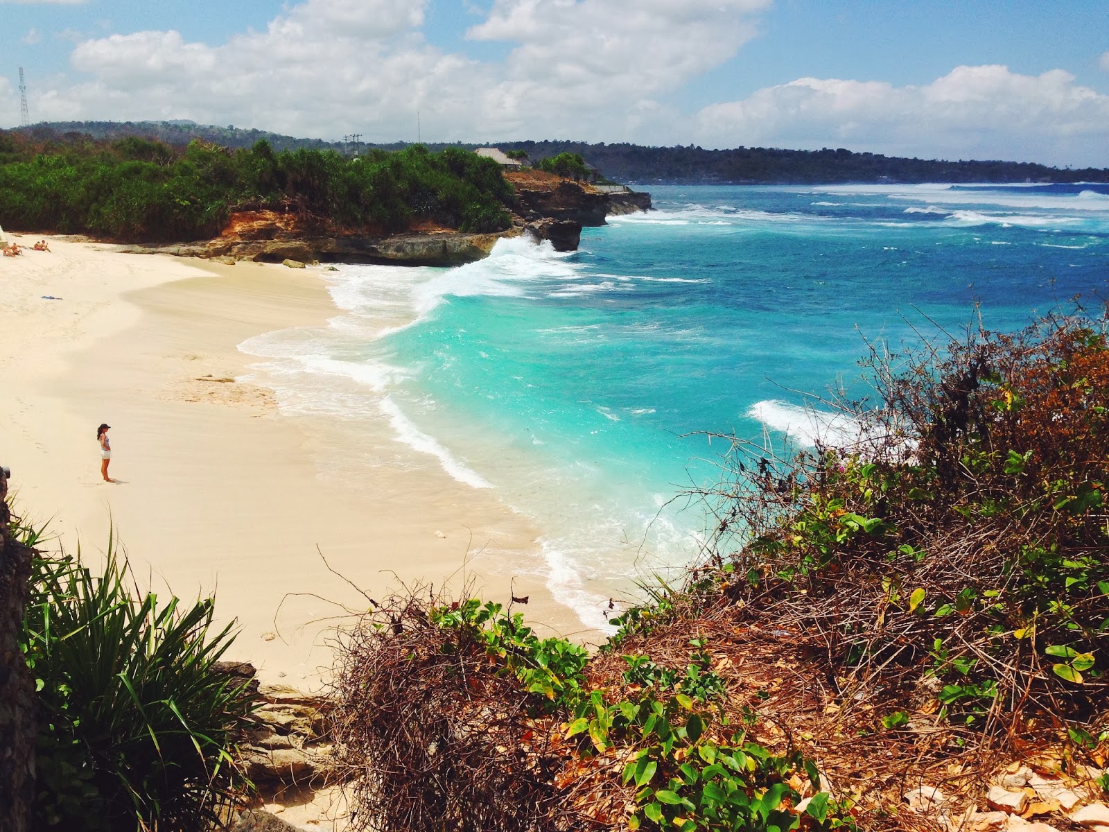 Maria and Elizabeth: LE PIRATE BEACH CLUB - NUSA CENINGAN ...