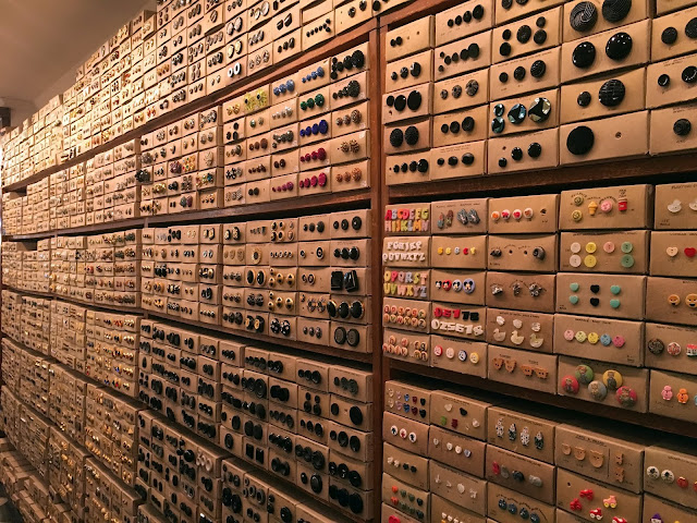 Floss and Fleece: Field Trip: Tender Buttons NYC