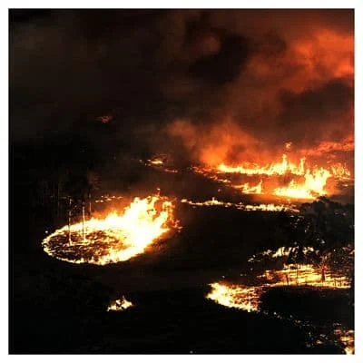 Un Bombero muere en Incendio Forestal en Australia