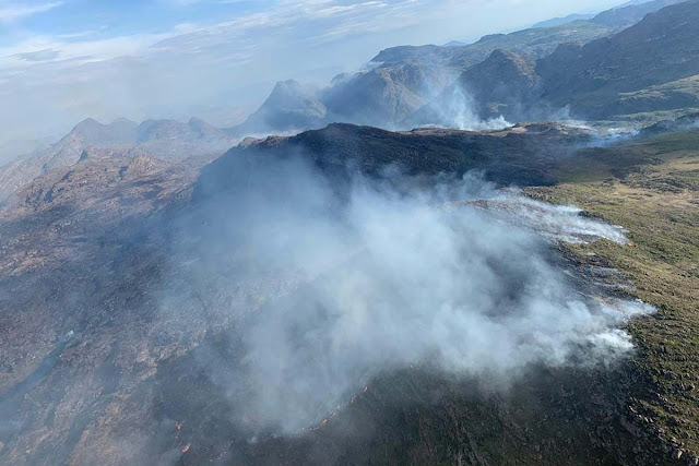 Incêndio atinge área de vegetação em Rio de Contas, na Chapada Diamantina