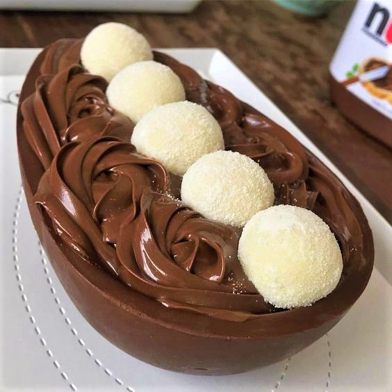 Ovo de Páscoa de colher Leite Ninho e Nutella - Receitas da Mama