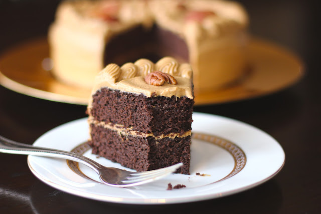 This Healthy Chocolate Pear Cake with Caramel Frosting is so delicious you'd never know it's guilt free, low sugar, low fat, high protein, and gluten free!