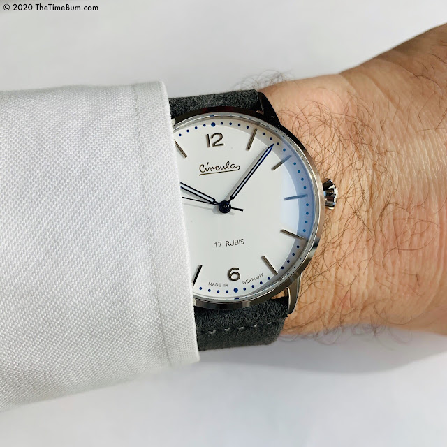 Circula Heritage Hand-wound white