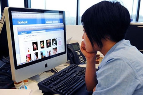 VNTB – Thủ tướng Việt Nam đề nghị facebook “hợp tác”
