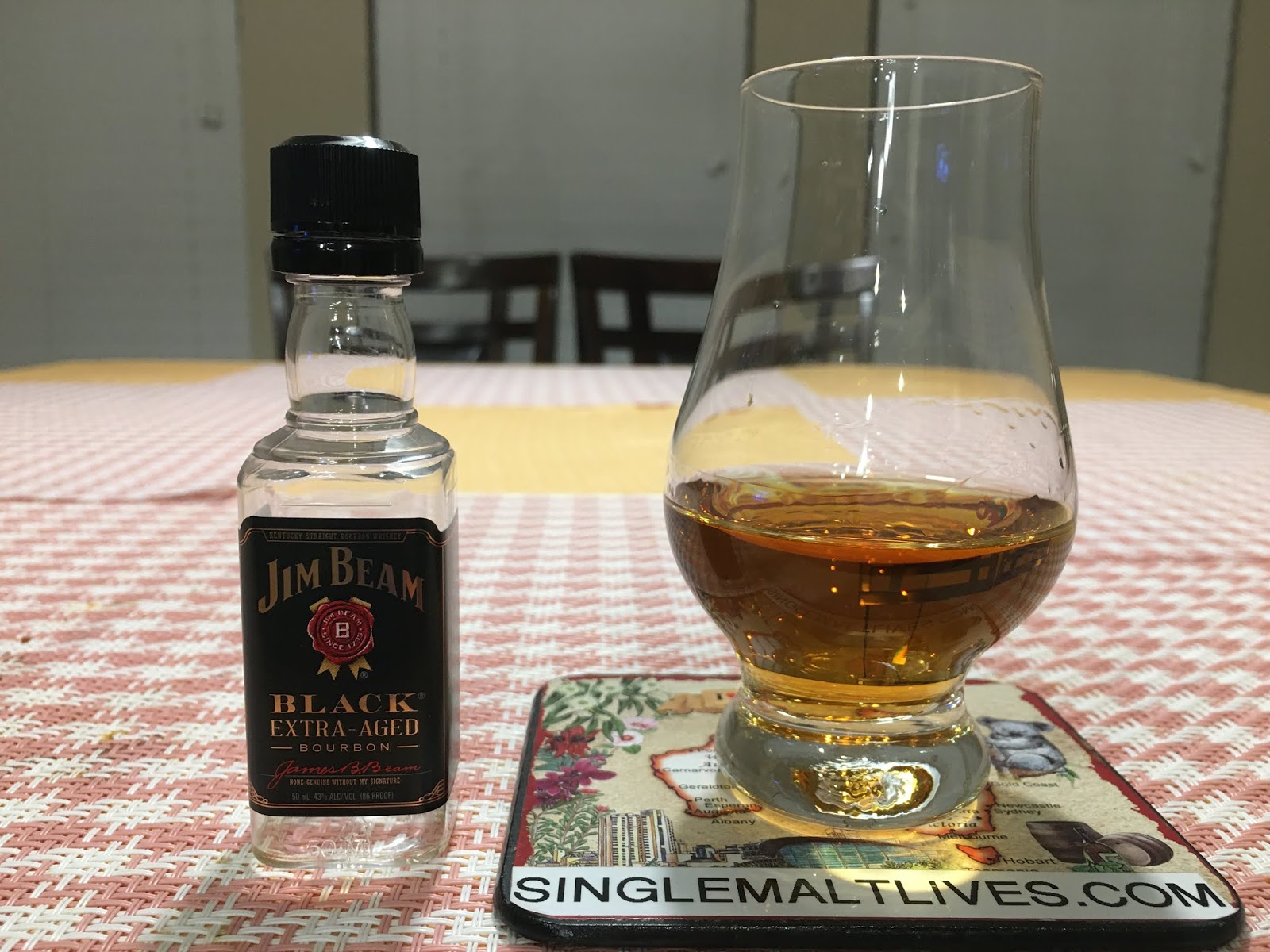 SingleMaltLives.com: Jim Beam Black- Extra Aged Bourbon