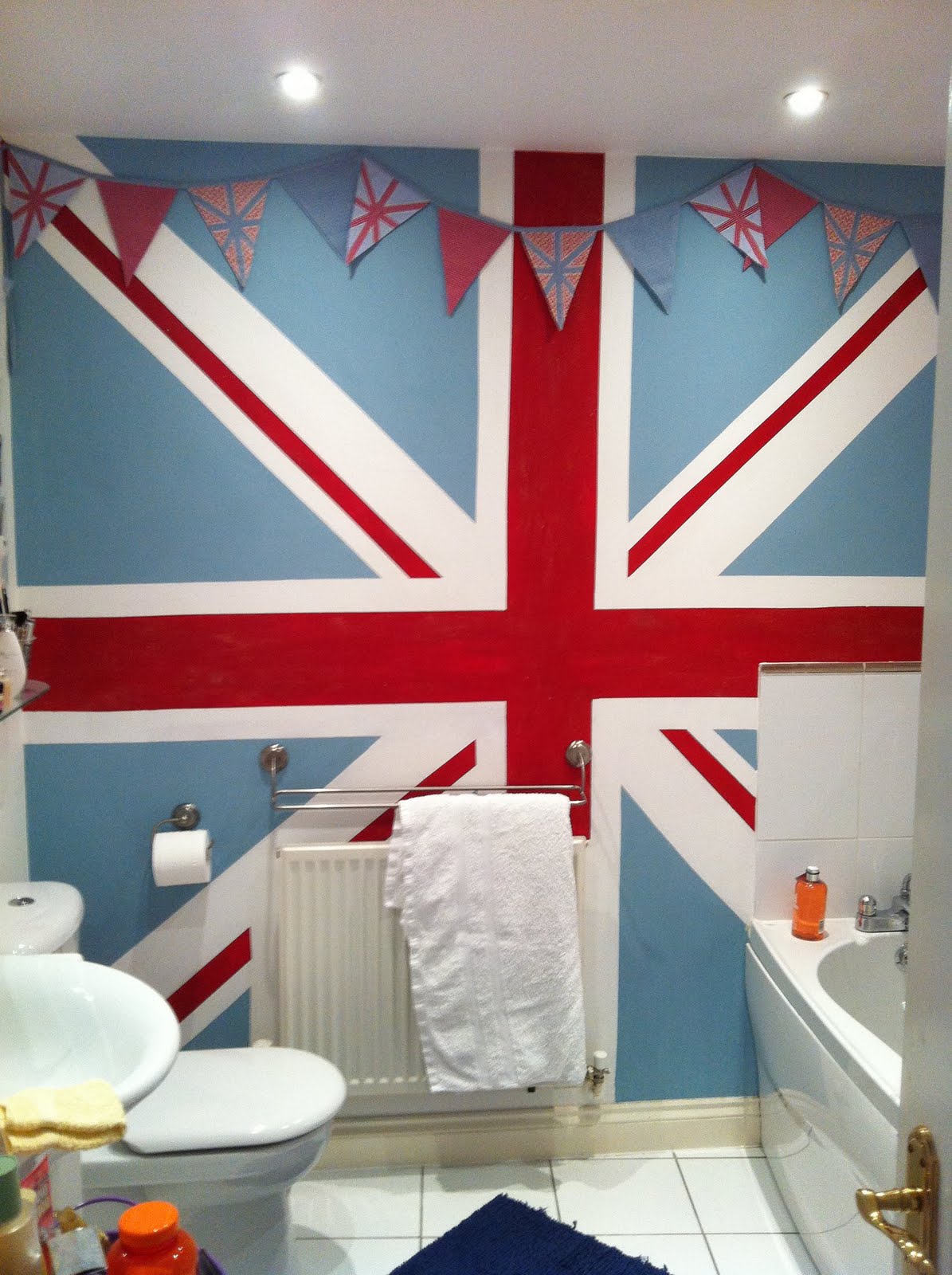 The Union Jack Design The Union Jack Glitter Bathroom Design