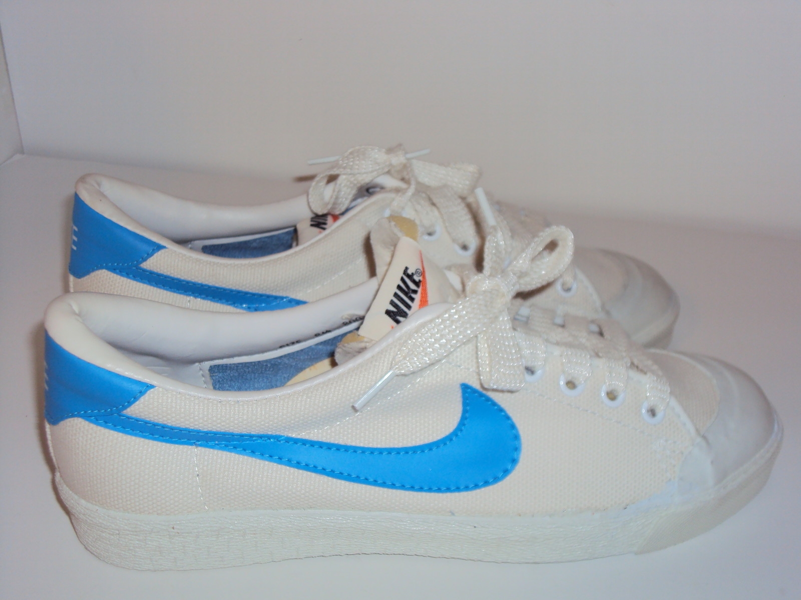 nike all court canvas