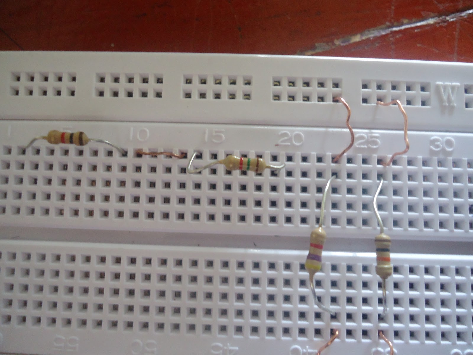 MODALIDAD INFORMATICA: CIRCUITOS SERIE-PARALELO