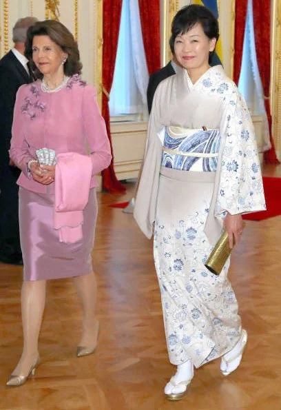 King Carl XVI Gustaf, Queen Silvia, Prime Minister Shinzo Abe and his wife Akie Abe at Akasaka Palace. Queen Silvia and Japanese Princess Takamado
