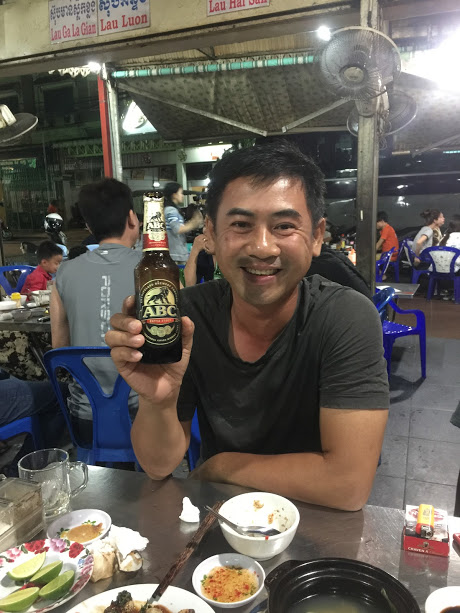 Bia ABC uống khá ngon, có mùi cà phê