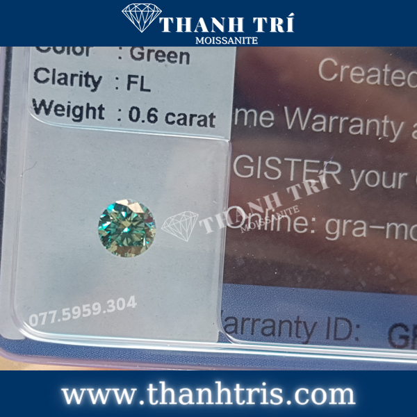 Kim cương Moissanite Round 5ly4 Xanh Lá