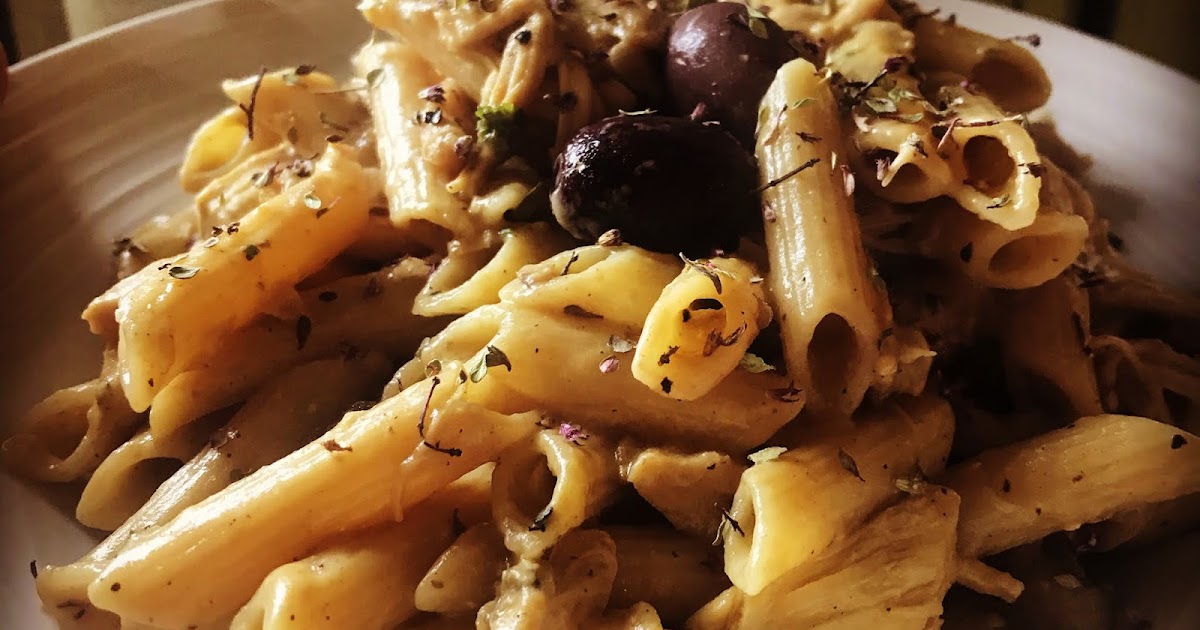Fridge Cleanout : Chicken and Mushroom Pasta with Arctic Thyme (Vegan option)