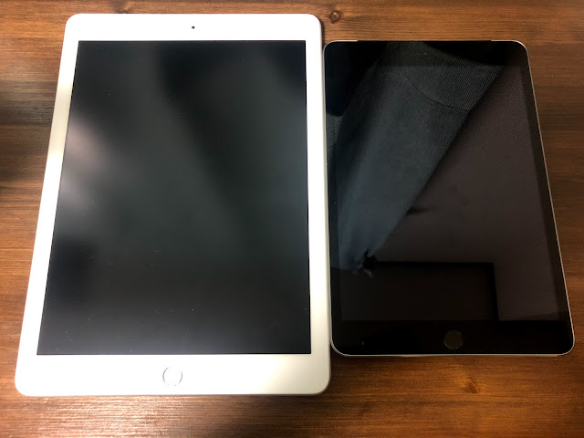 無印iPad第6世代とiPad mini3を並べた