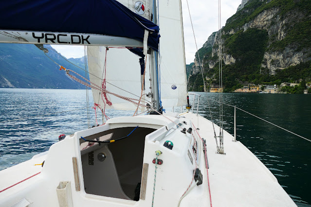 lago di garda barca a vela gita