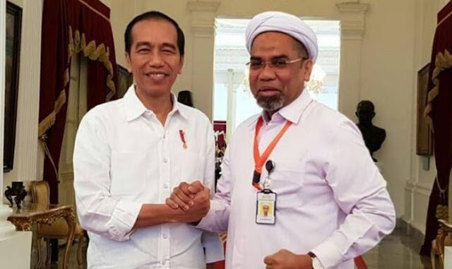 Ngabalin: Istana Tak Perintahkan UGM Tolak Fahri Hamzah