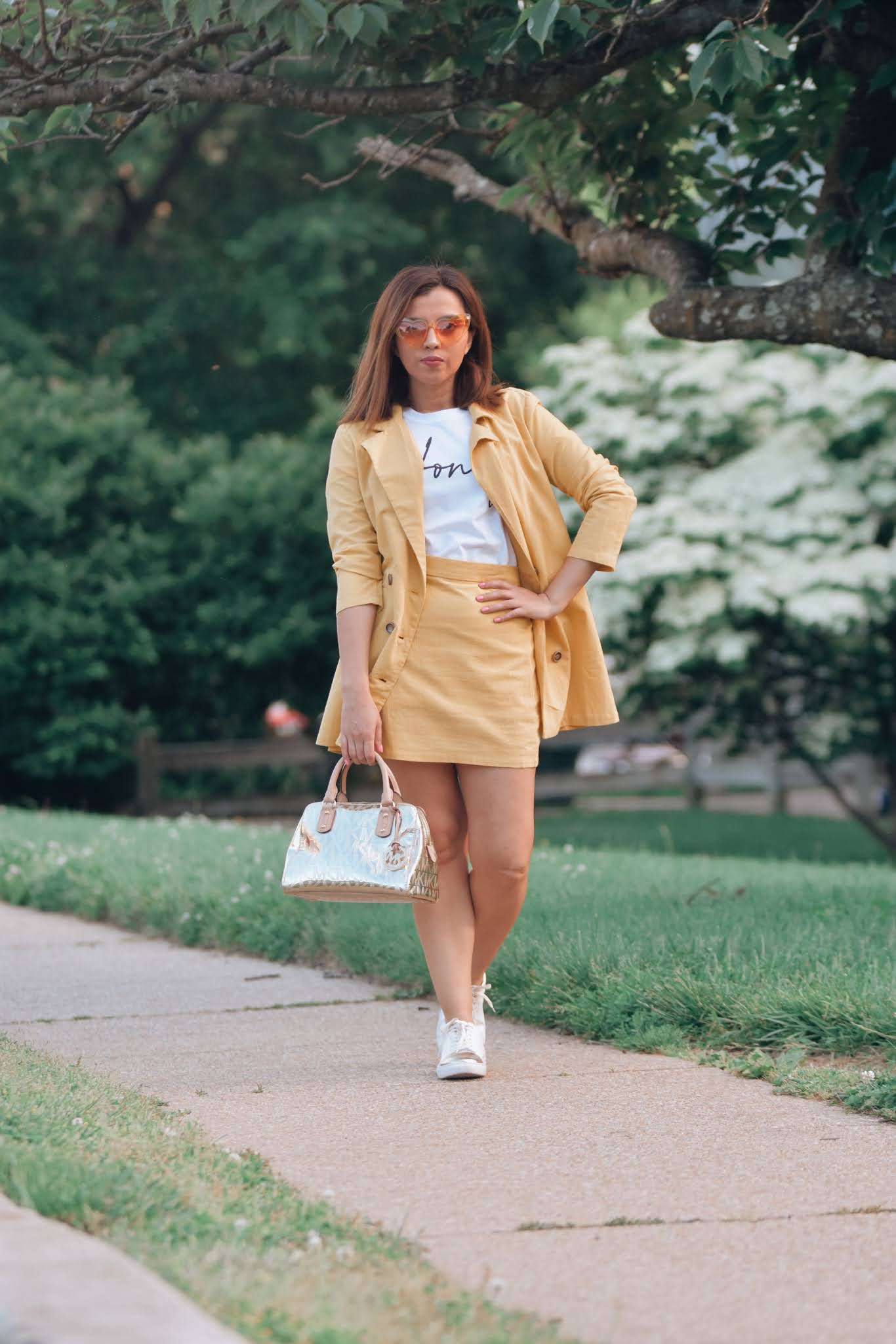 blazer con falda corta