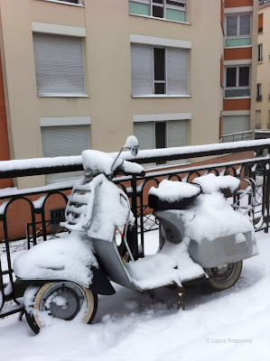 vespa sous la neige © Laura Prospero