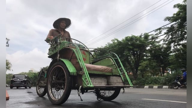 Pak Maksum Yang Hanya Tukang Becak Bisa Naik Haji, Ternyata Seperti Ini Doa Yang Selalu Diucapkannya